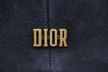 Load image into Gallery viewer, Christian Dior クリスチャンディオール キャスケット スエード レザー ブラック ゴートスキン サイズ57 レディース 中古 29446