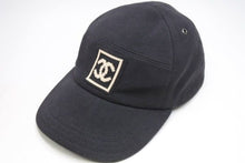 画像をギャラリービューアに読み込む, CHANEL シャネル 超レア スポーツライン キャップ CAP 帽子 ブラック コットン M サイズ調節可能 美品 中古 29528