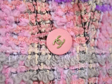 Load image into Gallery viewer, CHANEL シャネル ジャケット ツイード 94A ココボタン ピンク マルチ ヴィンテージ アウター レディース サイズ36 美品 34079