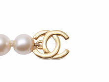Load image into Gallery viewer, CHANEL シャネル ブレスレット パール ココマーク ターンロック ゴールド 97A レディース 美品 32738