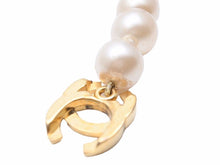 Load image into Gallery viewer, CHANEL シャネル ブレスレット パール ココマーク ターンロック ゴールド 97A レディース 美品 32738