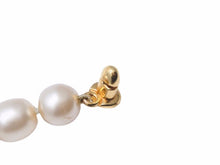 Load image into Gallery viewer, CHANEL シャネル ブレスレット パール ココマーク ターンロック ゴールド 97A レディース 美品 32738