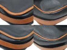 Load image into Gallery viewer, CELINE セリーヌ ショルダー バッグ ブラック キャメル レザー レディース ヴィンテージ 中古 30070