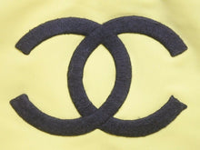 Load image into Gallery viewer, CHANEL シャネル 水着 スイムウェア ハイレグ 38 イエロー 国旗 旗 ココマーク 刺繍 ヴィンテージ 美品 34283 正規品