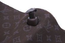Load image into Gallery viewer, LOUIS VUITTON ルイヴィトン モノグラム ヴォワヤージュキュット アイマスク トラベルセット 旅行 旅行セット 美品 34665