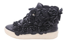 Load image into Gallery viewer, CHANEL シャネル カメリア ハイカットスニーカー スニーカー ブラック G29046 ココマーク ラバー サイズ37 レディース 中古 N34691