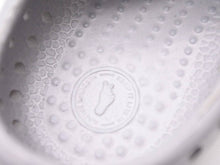 Load image into Gallery viewer, Native Shoes ネイティブシューズ JEFFERSON ジェファーソン スニーカーサンダル EVA グレー ホワイト 12.5cm 美品 中古 35383