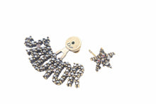 Load image into Gallery viewer, DIOR ディオール ピアス JADIOR 耳飾り スター 星 モチーフ スターモチーフ ロゴ レディース アクセサリー 美品 中古 35874 正規品