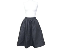 Load image into Gallery viewer, 極美品 PRADA プラダ ナイロンスカート ロングスカート ブラック サイズ38 ACS1 2016 963 レディース 中古 36646 正規品