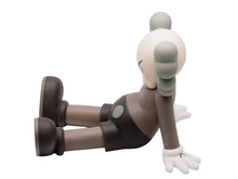Load image into Gallery viewer, KAWS カウズ Holiday ホリデイ OriginalFake CompanionModel フィギュア MEDICOMTOY メディコムトイ ブラウン 美品 中古 36957