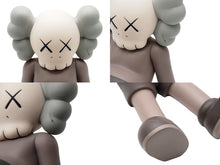 Load image into Gallery viewer, KAWS カウズ Holiday ホリデイ OriginalFake CompanionModel フィギュア MEDICOMTOY メディコムトイ ブラウン 美品 中古 36957