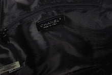 Load image into Gallery viewer, CHANEL シャネル ノベルティ ミニ リュックサック GABRIELLE AGENCE SPATIALE ナイロン レザー ブラック 美品 中古 36970