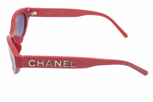 CHANEL×PHARRELL シャネル×ファレル サングラス レッド ブラック プラスチック ゴールド金具 良好 N37036 正規品