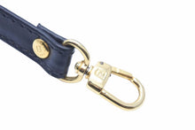 Load image into Gallery viewer, FENDI フェンディ ショルダーストラップ バッグ レザー ブラウン 120cm 美品 中古 37491