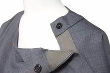 Load image into Gallery viewer, 未使用品 sacai サカイ 22SS Suiting Mix Pullover プルオーバーシャツ 22-02671M グレー サイズ2 中古 37508