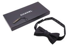 Load image into Gallery viewer, CHANEL シャネル 蝶ネクタイ リボンタイ ブラック ヴィンテージ 09A シルク ネクタイ チョーカー ユニセックス 37786