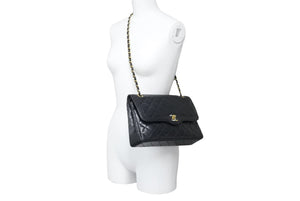 CHANEL シャネル パリ限定 26cm マトラッセ Wチェーン ショルダーバッグ ブラック 良品 中古 1番台 37885