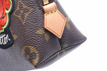 Load image into Gallery viewer, LOUIS VUITTON ルイヴィトン モノグラム ポシェット コスメティック 化粧ポーチ M43998 ポーチ 良品 中古 37963 正規品