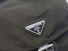 画像をギャラリービューアに読み込む, PRADA プラダ ヴィンテージ ミニバックパック ナイロン レザー カーキ シルバー金具 レディース 中古 N38137