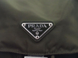PRADA プラダ ヴィンテージ ミニバックパック ナイロン レザー カーキ シルバー金具 レディース 中古 N38137