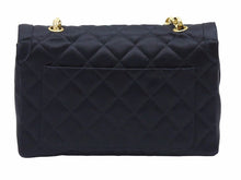 Load image into Gallery viewer, CHANEL シャネル 激レア ミニ マトラッセ ココマーク サテン ポーチ付 チェーン ショルダー バッグ 美品 中古 38451