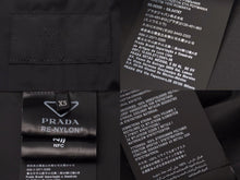 画像をギャラリービューアに読み込む, 定価40万 PRADA プラダ 2022ss スタッズ Re-Nylon シャツ 長袖シャツ 14036 SC591_1WQ8_F0002_S_221 38627 ブラック 美品 38627 正規品