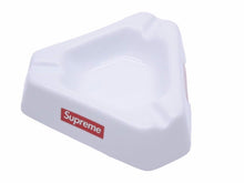 画像をギャラリービューアに読み込む, Supreme シュプリーム Ceramic AshTray セラミック アッシュ 皿 小物置き ボックスロゴ 三角 美品 39010