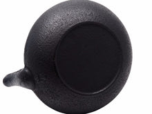 Load image into Gallery viewer, 南部鉄器 急須 算玉アラレ 鍋元 0,6リットル 工芸品 ブラック お茶 39454