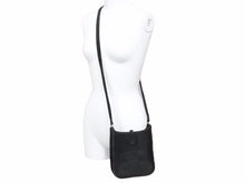 Load image into Gallery viewer, HERMES エルメス エブリンTPMドブリス ブラック ショルダーバッグ □H刻印 スエード 黒 美品 中古 39727