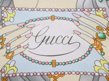 画像をギャラリービューアに読み込む, GUCCI グッチ 美品 スカーフ シルク 総柄 花×女性柄 ピンク マルチカラー ユニセックス 39805
