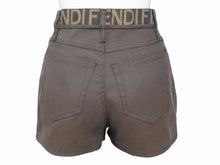 Load image into Gallery viewer, FENDI フェンディ ヴィンテージ ショートパンツ ブラウン サイズ40 レディース 良好 39883 正規品