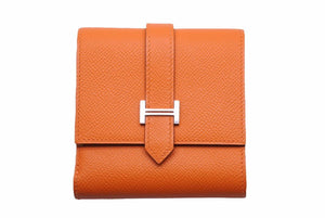 HERMES エルメス ベアン レクトベルソ 二つ折り財布 オレンジ レディース 女性 レザー エプソン 美品 中古 39944