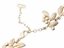 Load image into Gallery viewer, Christian Dior クリスチャンディオール ネックレス リーフ CDロゴ 65.7g ゴールド ユニセックス 中古 40074