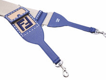 画像をギャラリービューアに読み込む, FENDI フェンディ ストラップユー ショルダーストラップ カードポケット付き ベージュ ネイビー ユニセックス 美品 N40094