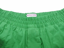 Load image into Gallery viewer, BOTTEGA VENETA ボッテガヴェネタ STRETCH POPLIN ストレッチポプリン ボクサーショートパンツ グリーン サイズS 美品 40144
