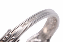 Load image into Gallery viewer, 創業初期 激レア TIFFANY&amp;Co. ティファニー ヴィンテージ 特大スプーンバングル シルバー925 97.0g ユニセックス 中古 N40259
