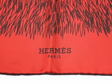 画像をギャラリービューアに読み込む, HERMES エルメス スカーフ カレ90 ギザギザ シルク レッド ブラック 美品 40286