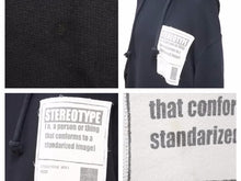 Load image into Gallery viewer, Maison Margiela メゾンマルジェラ ステレオタイプ スウェット パーカー S50GU0056 ブラック サイズ48 中古 40419