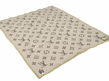 Load image into Gallery viewer, Louis Vuitton ルイヴィトン ブランケット ラグ 毛布 LVロゴ モノグラム アンゴラ混ウール M92067 ブラウン 40705