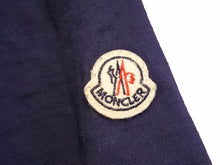 Load image into Gallery viewer, MONCLER モンクレール MAGLIA Tシャツ トップス Vネック ストライプ ワンポイント レッド ホワイト ネイビー サイズL 中古 40900