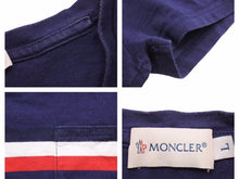 Load image into Gallery viewer, MONCLER モンクレール MAGLIA Tシャツ トップス Vネック ストライプ ワンポイント レッド ホワイト ネイビー サイズL 中古 40900
