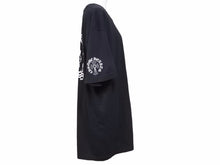 画像をギャラリービューアに読み込む, CHROME HEARTS クロムハーツ 20SS セメタリ―クロス ネックロゴ Tシャツ ブラック トップス サイズXL 良好 40981