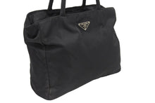 Load image into Gallery viewer, PRADA プラダ ハンドバック バック ナイロン ブラック 黒 三角ロゴ プレート ヴィンテージ 中古 40997
