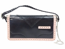 画像をギャラリービューアに読み込む, Christian Dior クリスチャンディオール ショルダーバッグ ロゴ トロッター ブラック ピンクベージュ レザー 美品 41134