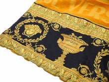 Load image into Gallery viewer, 美品 VERSACE ヴェルサーチ BAROQUE バロック バスタオル ZTO101601-ZCOSP052 ブランケット イエロー 41139