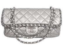 Load image into Gallery viewer, CHANEL シャネル マトラッセ ダブルフラップ ダブルチェーンバッグ 14番台 ラムスキン メタリックレザー グレー 中古 美品 41236