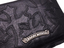 Load image into Gallery viewer, 新品同様 CHROME HEARTS クロムハーツ セメタリークロス ラウンドジップ レザーウォレット クロスパッチ 財布 41335