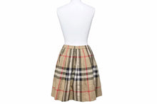 Load image into Gallery viewer, 極美品 BURBERRY バーバリー スカート ティッシ期 新タグ ハウスチェック 8039522 ベージュ 14Y164㎝ 中古 41349
