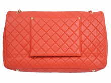 Load image into Gallery viewer, 極美品 CHANEL シャネル ジャンボ マトラッセ ショルダーバッグ XXL レッド 2Way チェーンショルダー カーフ デカマト 中古 41539