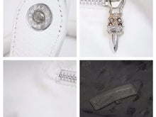 Load image into Gallery viewer, 定価112万 CHROME HEARTS クロムハーツ トートバッグ ゼロピラミッドスタッズレザートートバッグ シルバー925 美品 中古 41541
